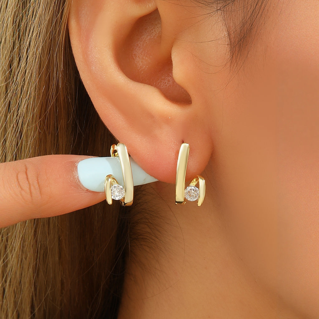 Fashionable And Minimalist Circular Zircon Personalized Geometric Ear Buckle