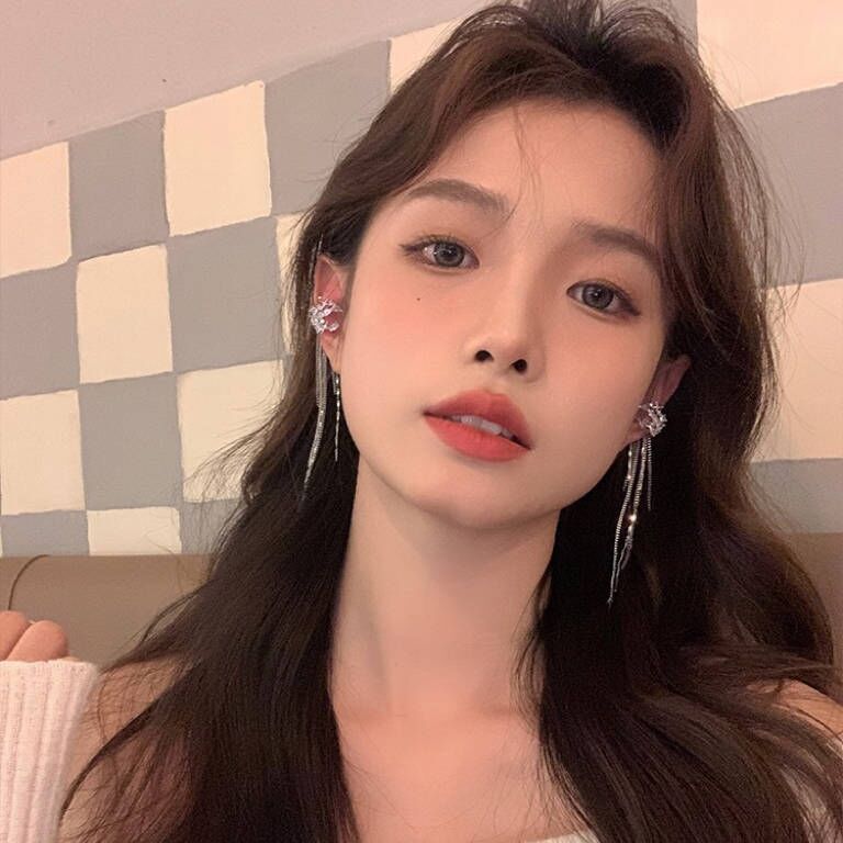 Moon Zircon Long Tassel Chain Earrings Without Ear Holes Small And Elegant Design