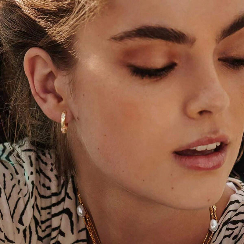 Women's Versatile Inlaid Diamond Elegant Patterned Earrings