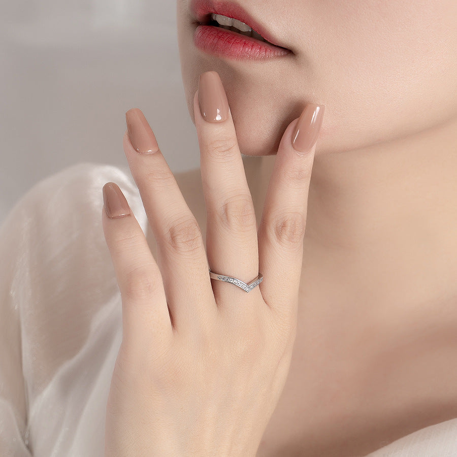 V-shaped Diamond Ring For Women, Stackable With Crown Electroplating