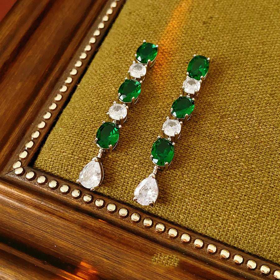 Oval Bow Pendant Necklace