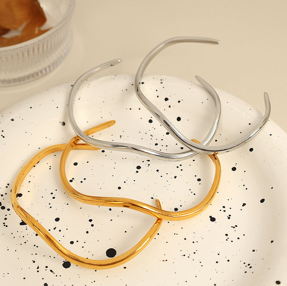 Niche Minimalist Open-end Gold Ripple Line Bracelet