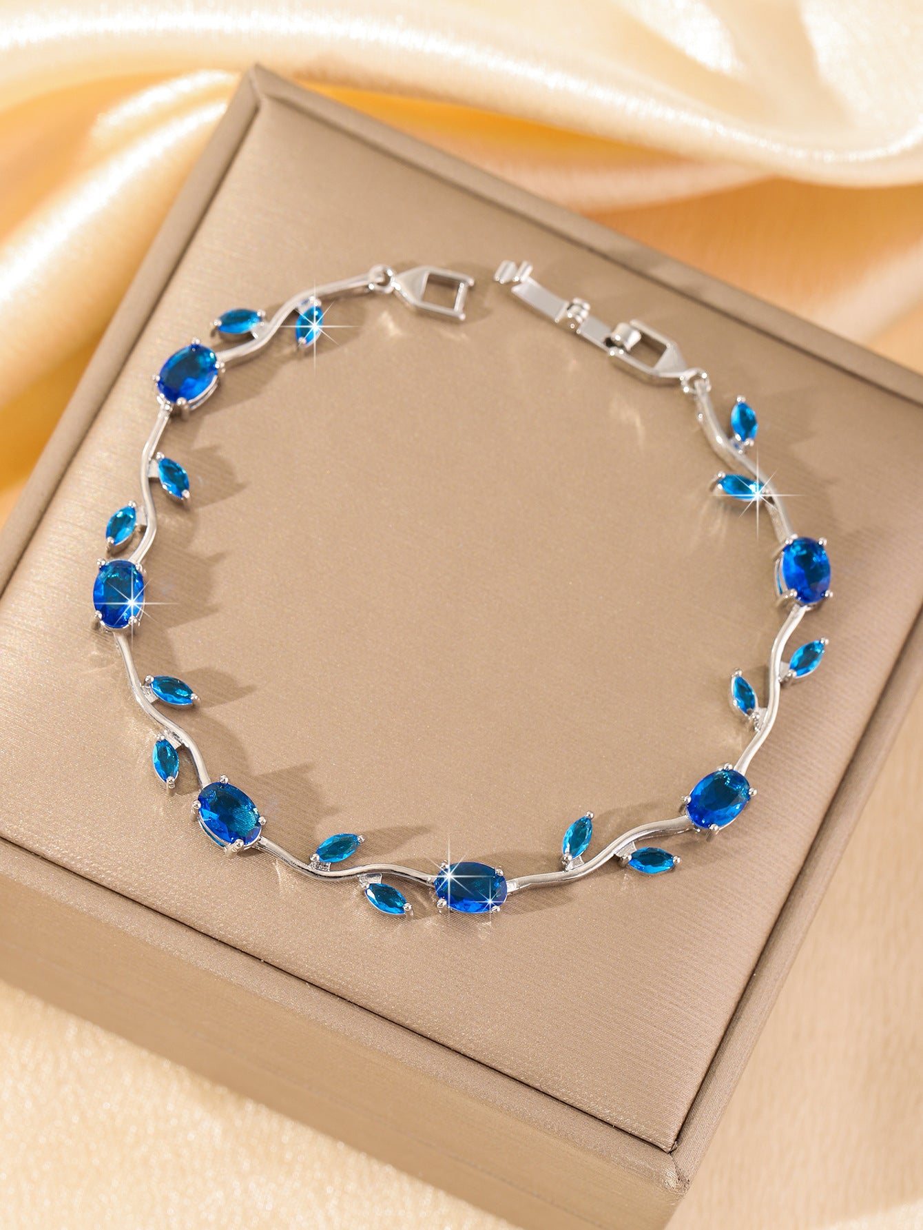 European And American Bracelets Light Luxury High-end