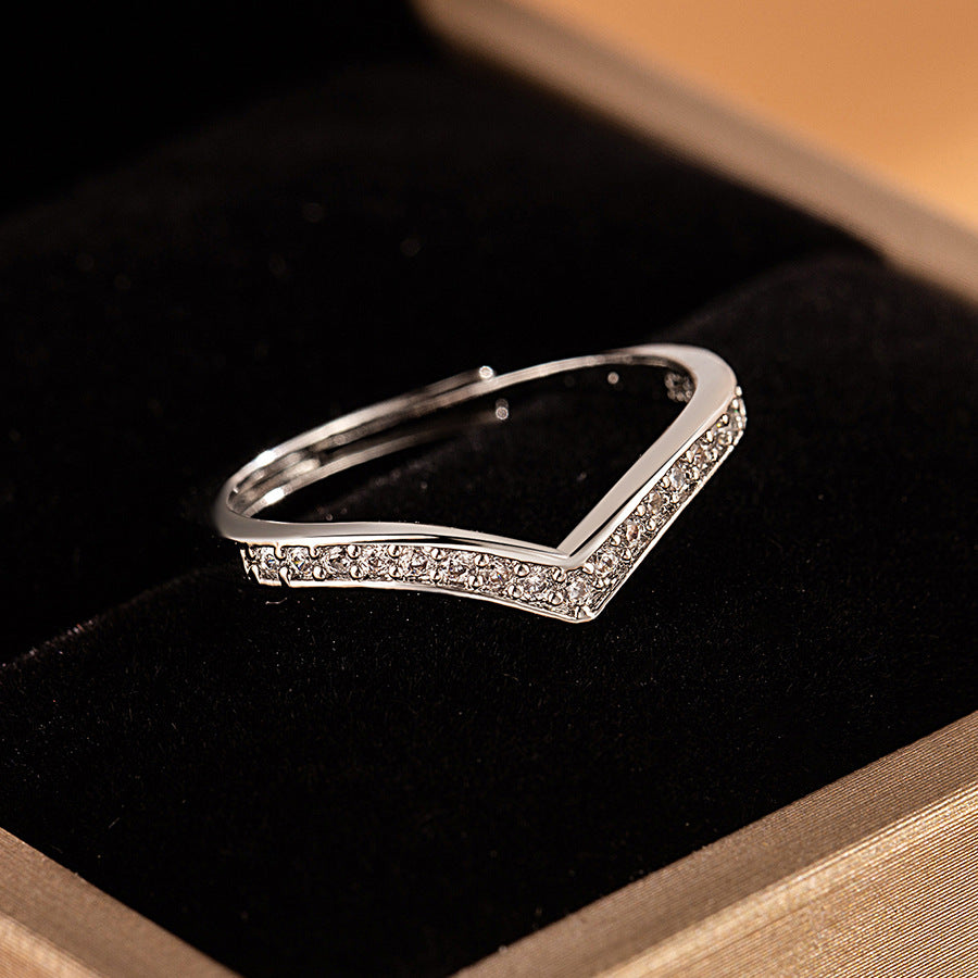 V-shaped Diamond Ring For Women, Stackable With Crown Electroplating