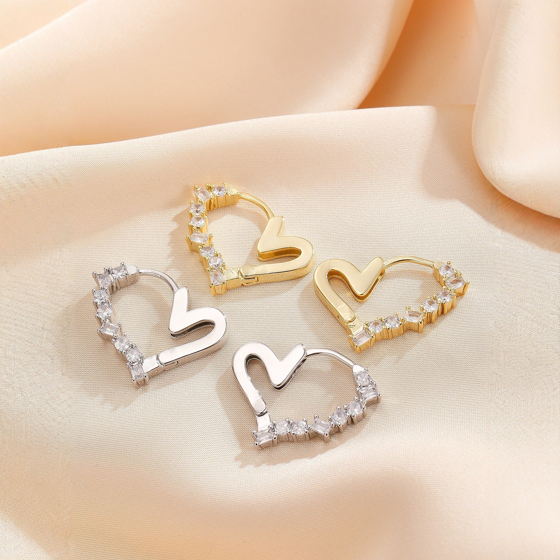 Fashionable And Minimalist Rhinestone Studded Heart-shaped Earrings