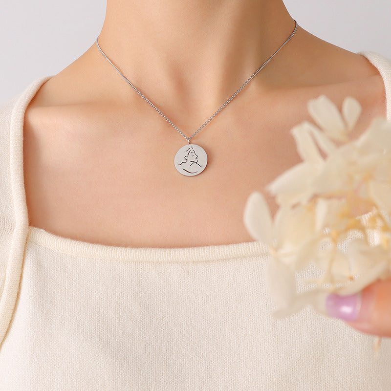 Stainless Steel Women Small Design Sense Necklace