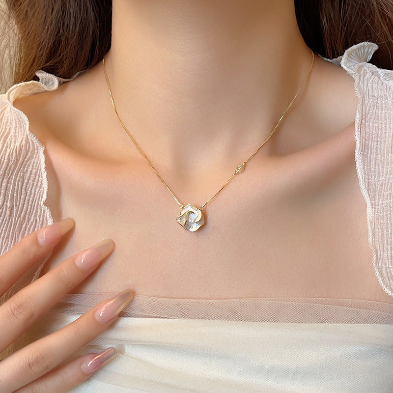 Women's Camellia Copper Pendant Necklace