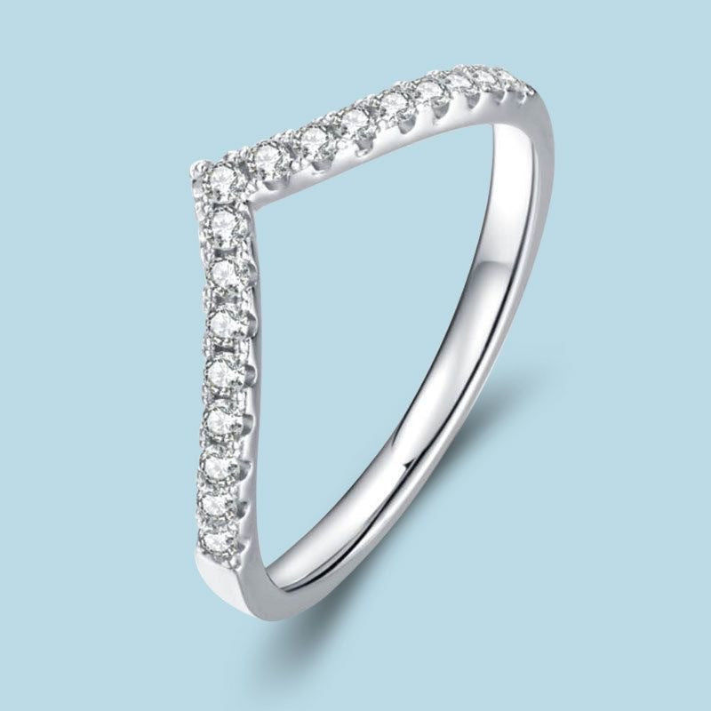 V-shaped Diamond Ring For Women, Stackable With Crown Electroplating