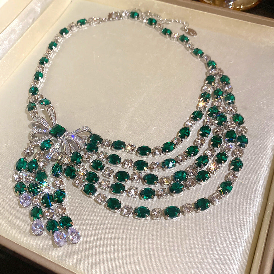 Oval Bow Pendant Necklace