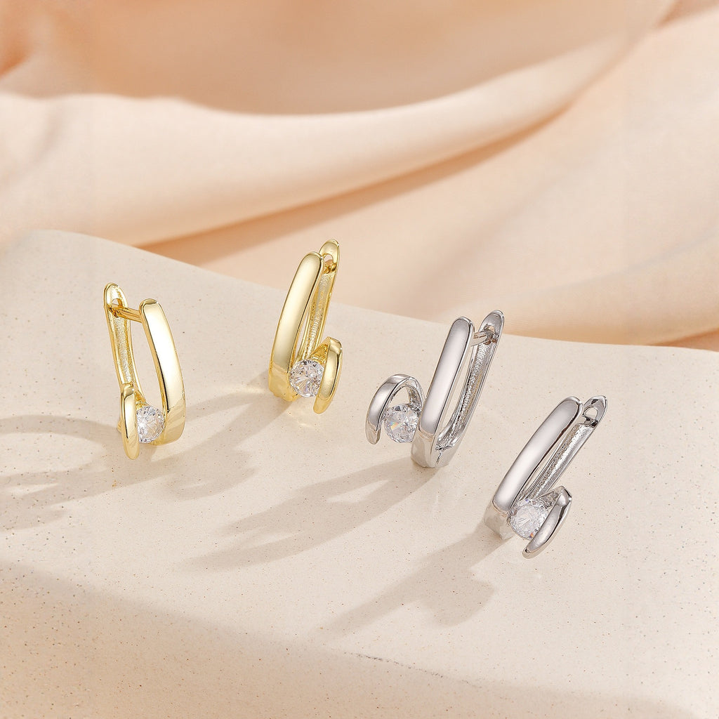 Fashionable And Minimalist Circular Zircon Personalized Geometric Ear Buckle